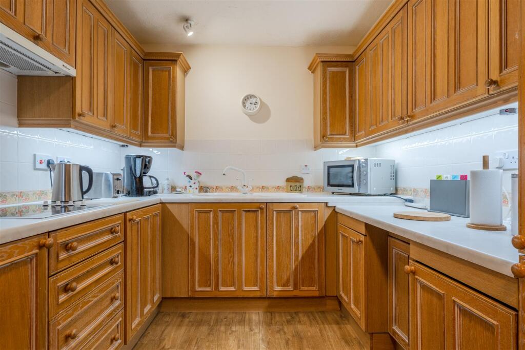 Additional property image - The Hydes, Back Lane, Keynsham, Bristol