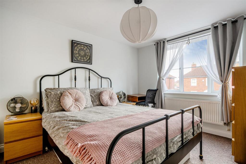 Additional property image - 34 Rochester Road, Bristol