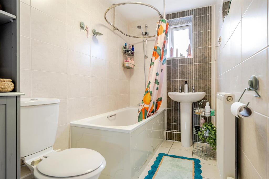 Additional property image - 34 Rochester Road, Bristol