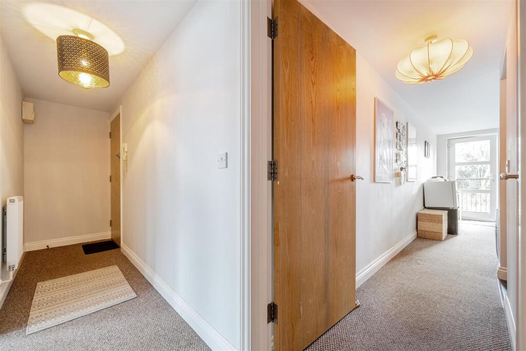 Additional property image - 34 Rochester Road, Bristol