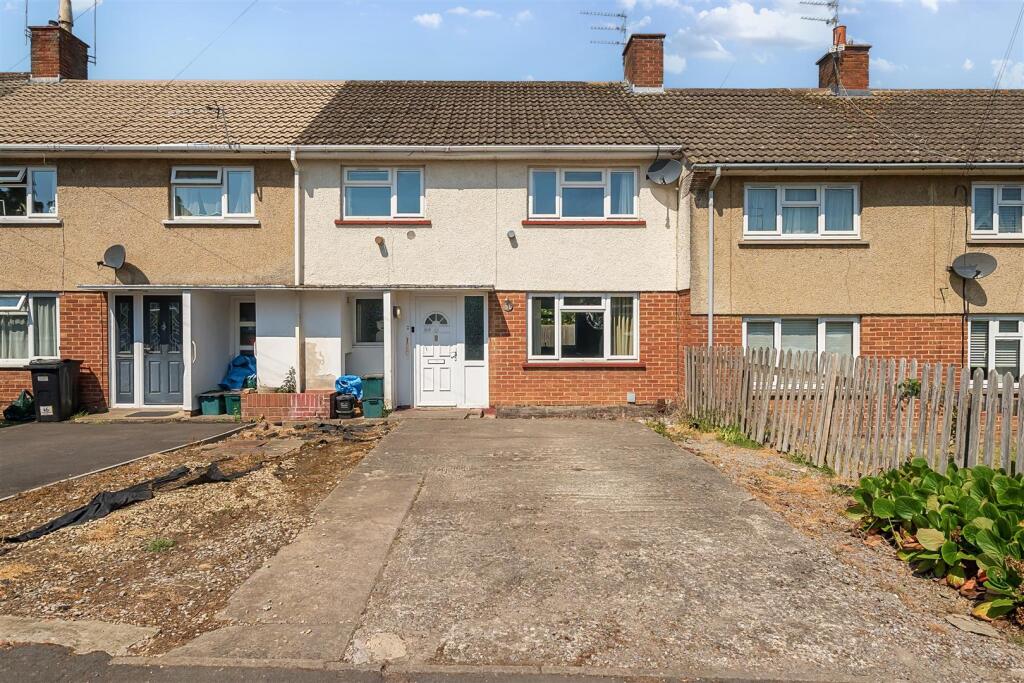 Main image of property: Caernarvon Road, Keynsham, Bristol