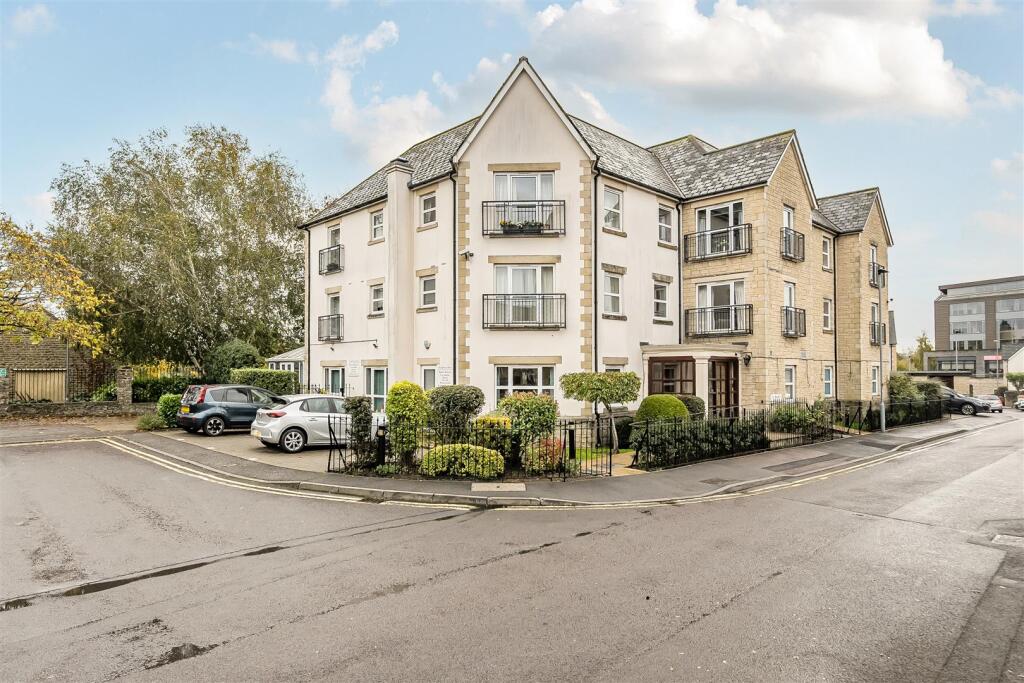 Main image of property: Back Lane, Keynsham, Bristol