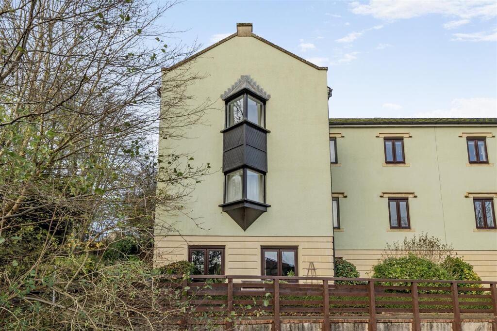 Main image of property: Dapps Hill, Keynsham, Bristol