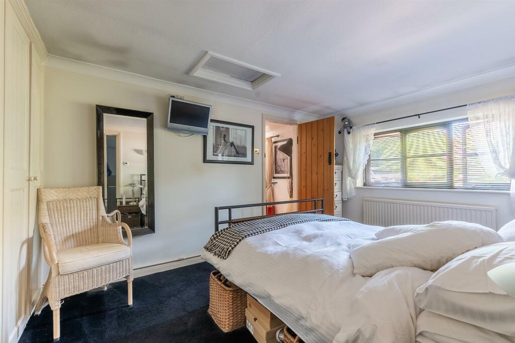 Additional property image - Cherry Garden Lane, Bitton, Bristol