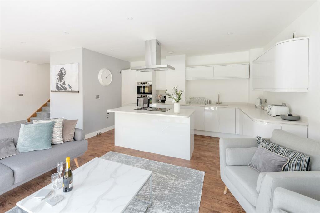 Additional property image - The Shallows Saltford