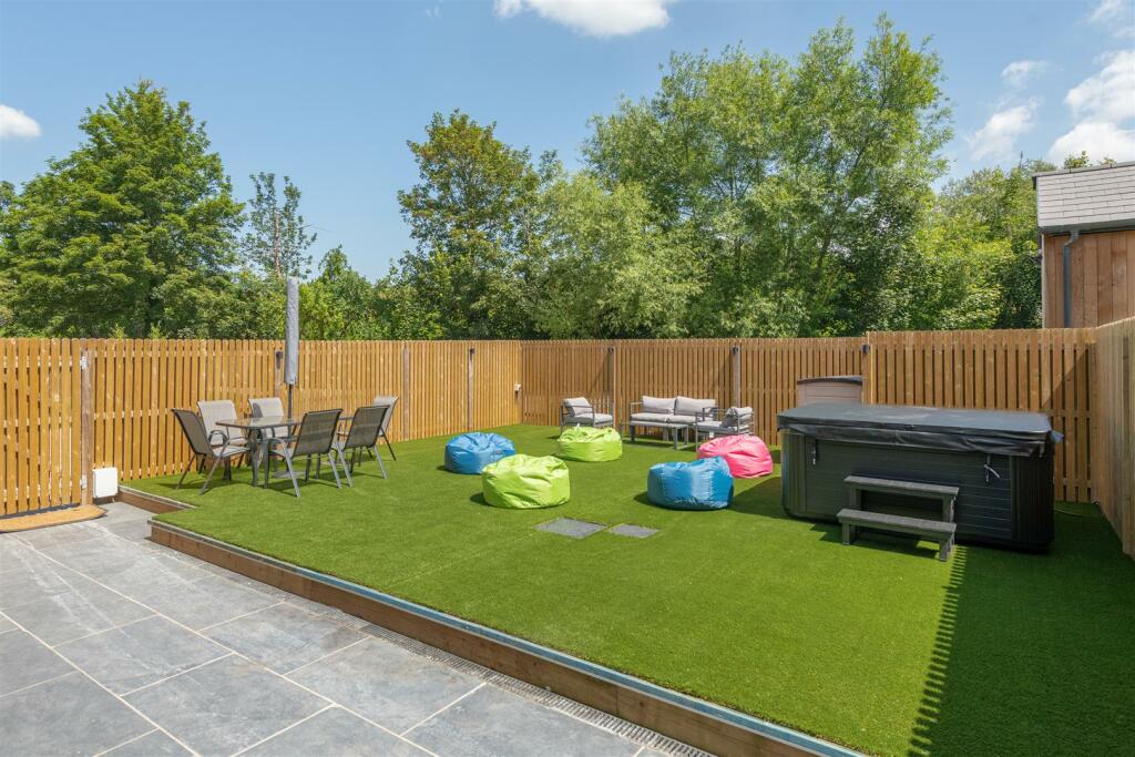 Additional property image - The Shallows Saltford