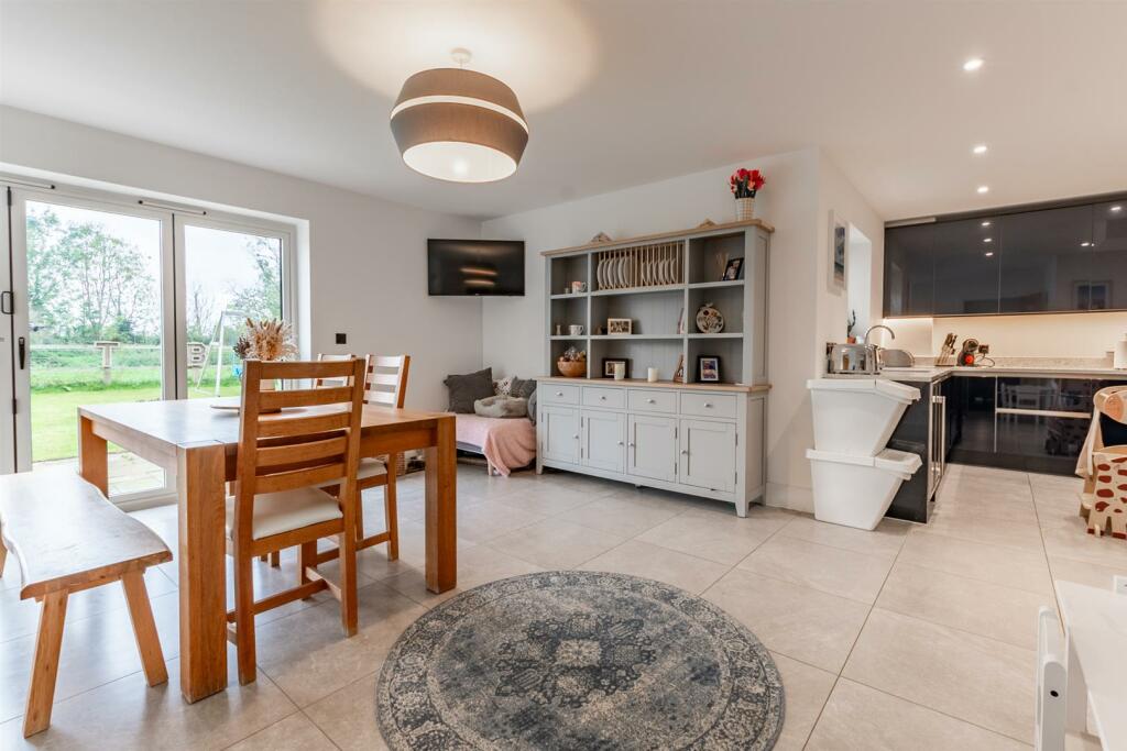 Additional property image - Faulkland, Somerset