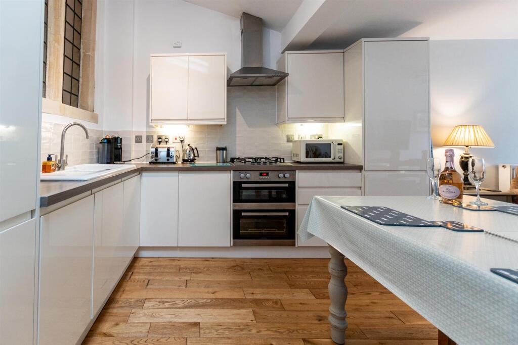 Additional property image - Trafalgar Road, Bath