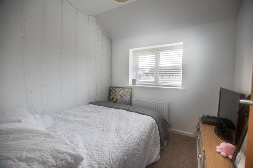 Additional property image - Bath Road, Bitton, Bristol