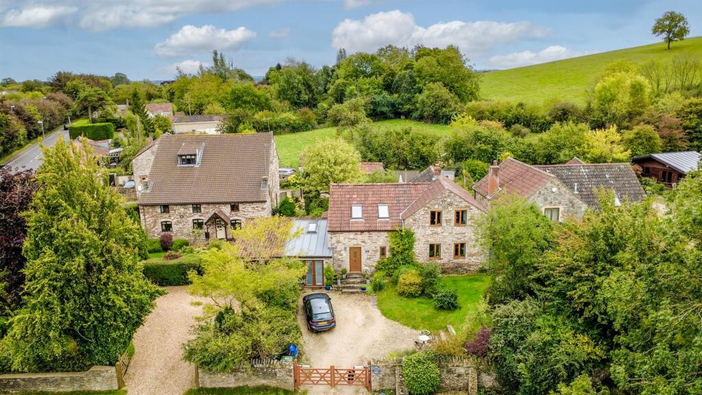 Main image of property: Temple Cloud, Bristol