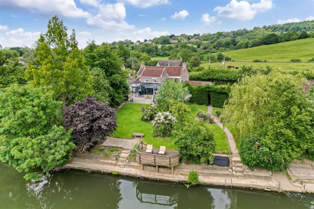 Main image of property: Bath Road, Swineford, Bristol