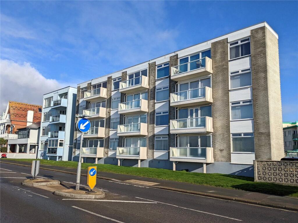 Main image of property: West Point, 14 Marine Parade West, Lee-On-The-Solent, Hampshire, PO13