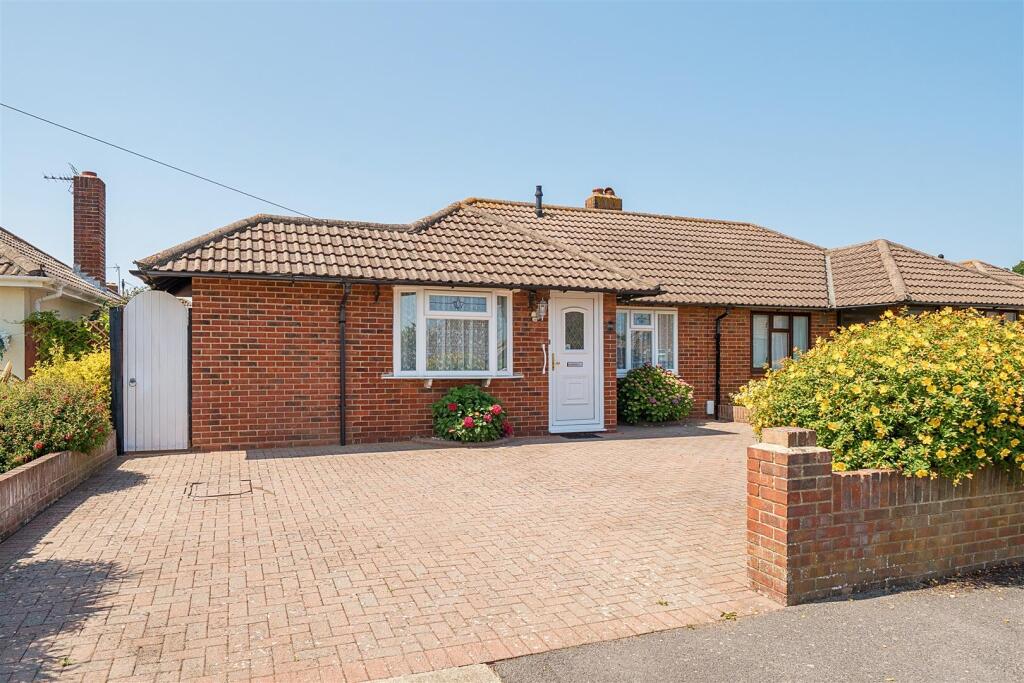 Main image of property: Old Farm Lane, Stubbington