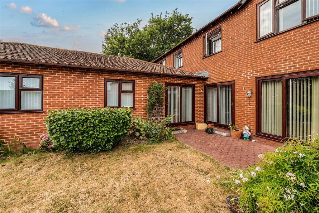 Main image of property: Stubbington
