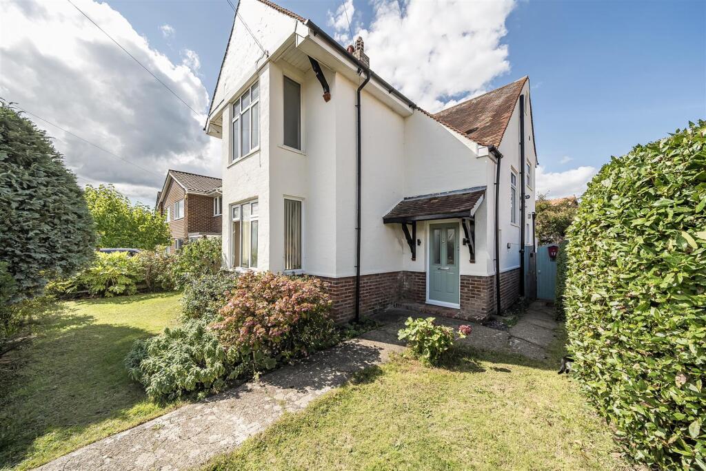 Main image of property: Studland Road, Lee-On-The-Solent