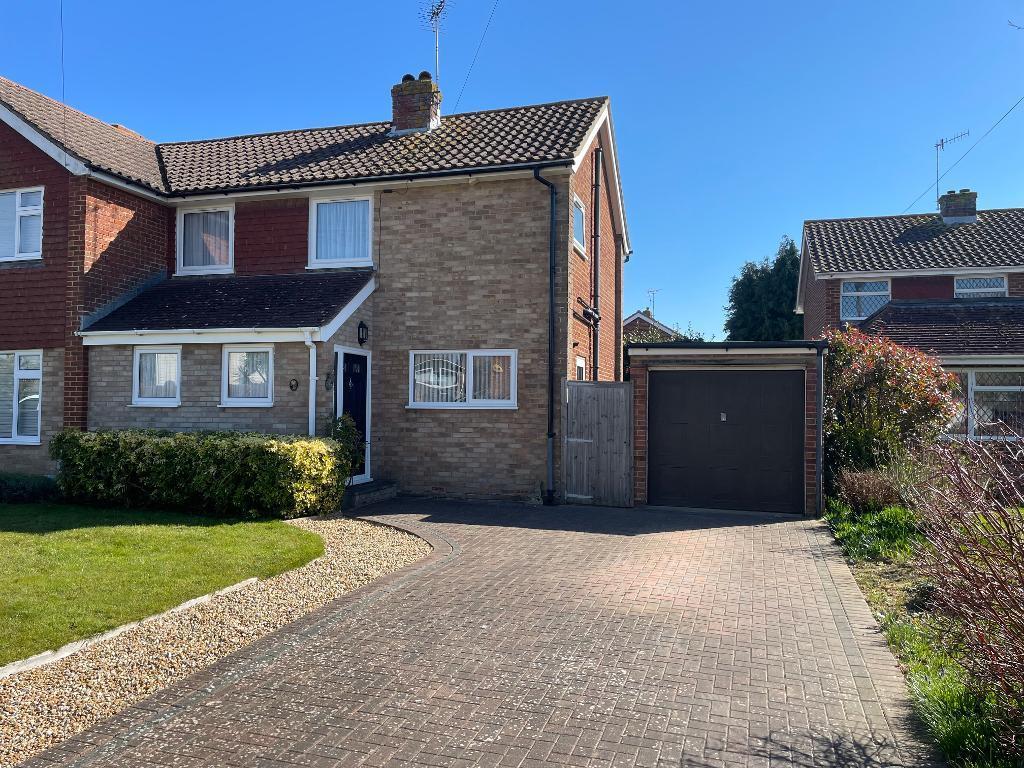 Main image of property: Merton Close, West Meads, Bognor Regis, West Sussex, PO21 5SQ