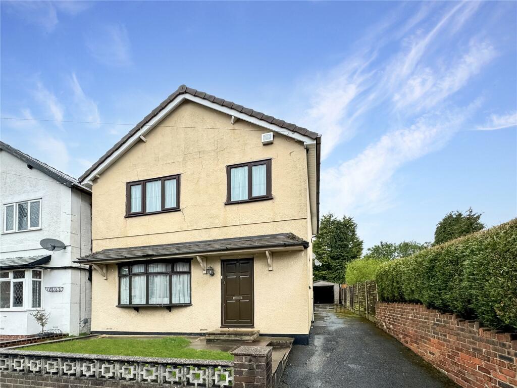 3 bedroom detached house for sale in Lloyd Street, Cannock, WS11