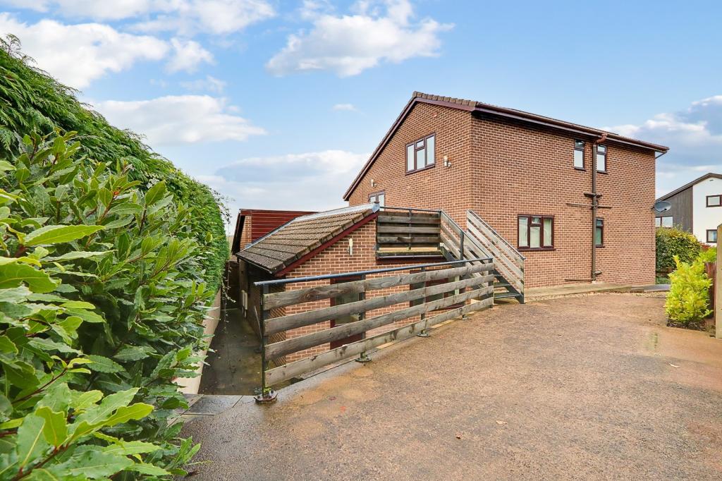4 bedroom detached house for sale in Abbots View, Buckshaft, Cinderford