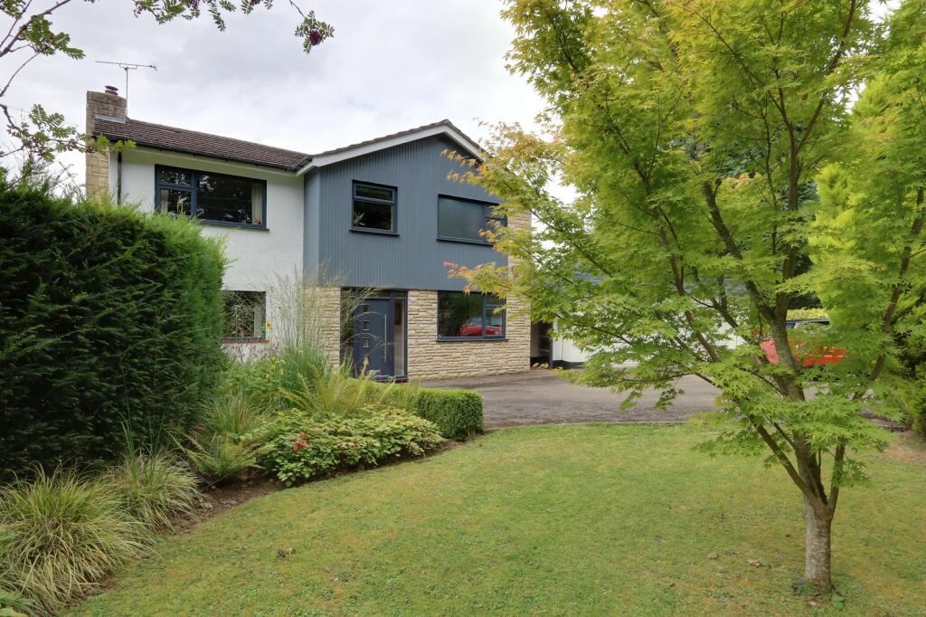 4 bedroom detached house for sale in Upper Common, Aylburton, Lydney ...