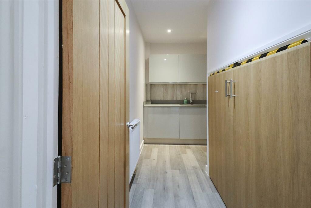 Additional property image - Tipps Cross Lane, Hook End, Brentwood