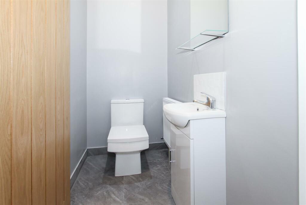 Additional property image - Tipps Cross Lane, Hook End, Brentwood