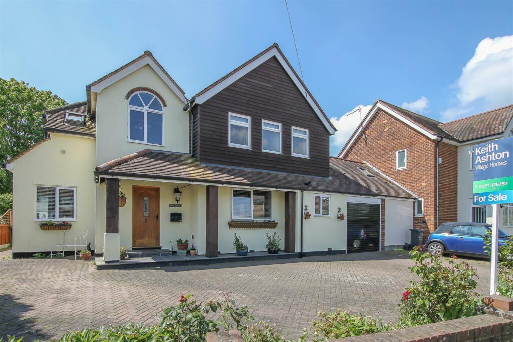 4 bedroom detached house for sale in Nine Ashes Road, Blackmore