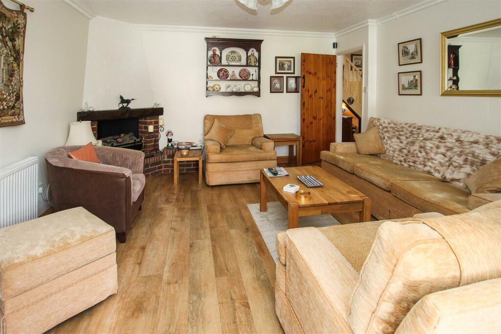Additional property image - Littlebury Court, Kelvedon Hatch, Brentwood