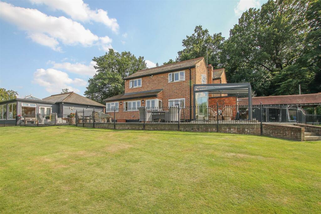 Additional property image - ** SIGNATURE HOMES ** Church Road, Kelvedon Hatch, Brentwood