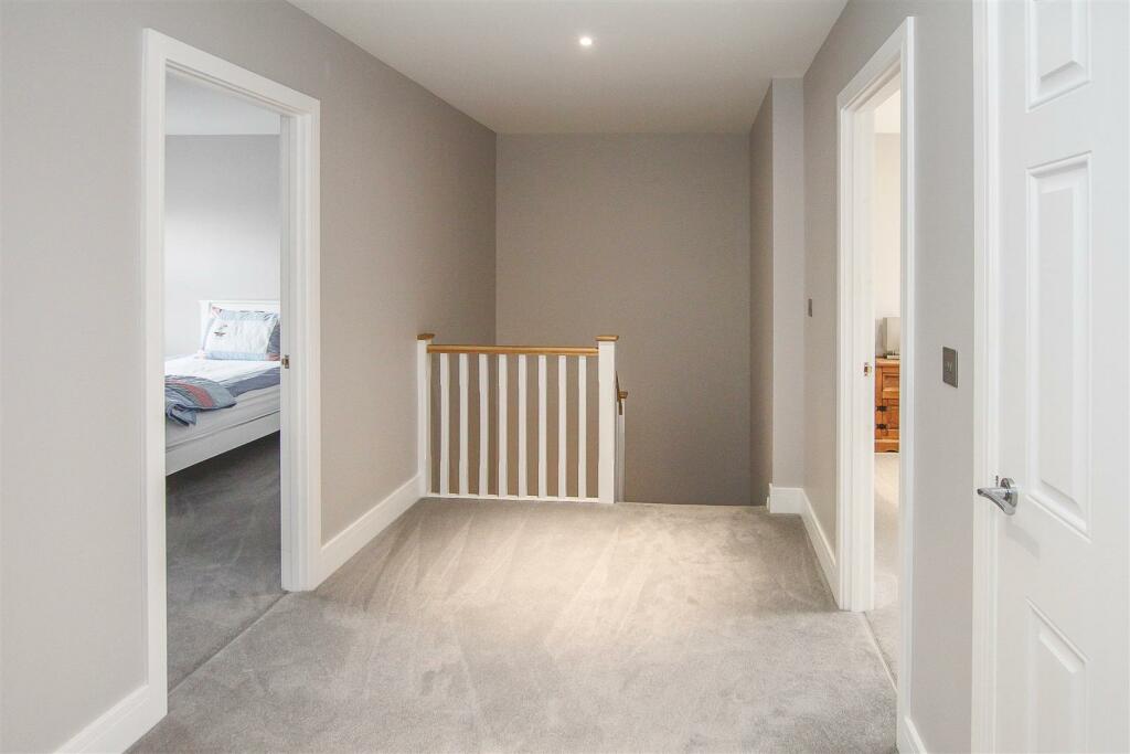 Additional property image - Little Ridings Lane, Ingatestone