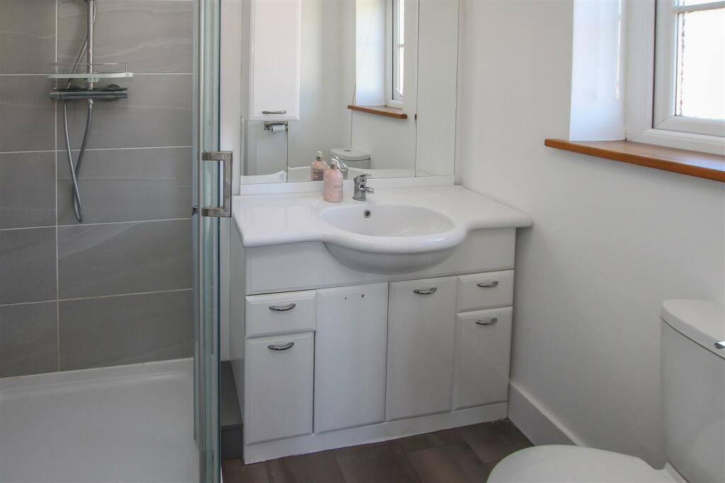 Additional property image - Great Fox Meadow, Kelvedon Hatch