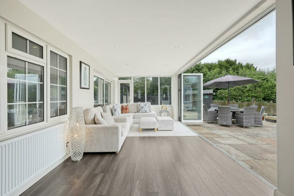 Additional property image - Loves Green, Highwood, Chelmsford