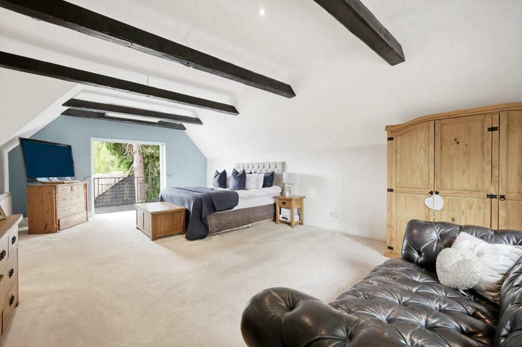 Additional property image - Loves Green, Highwood, Chelmsford