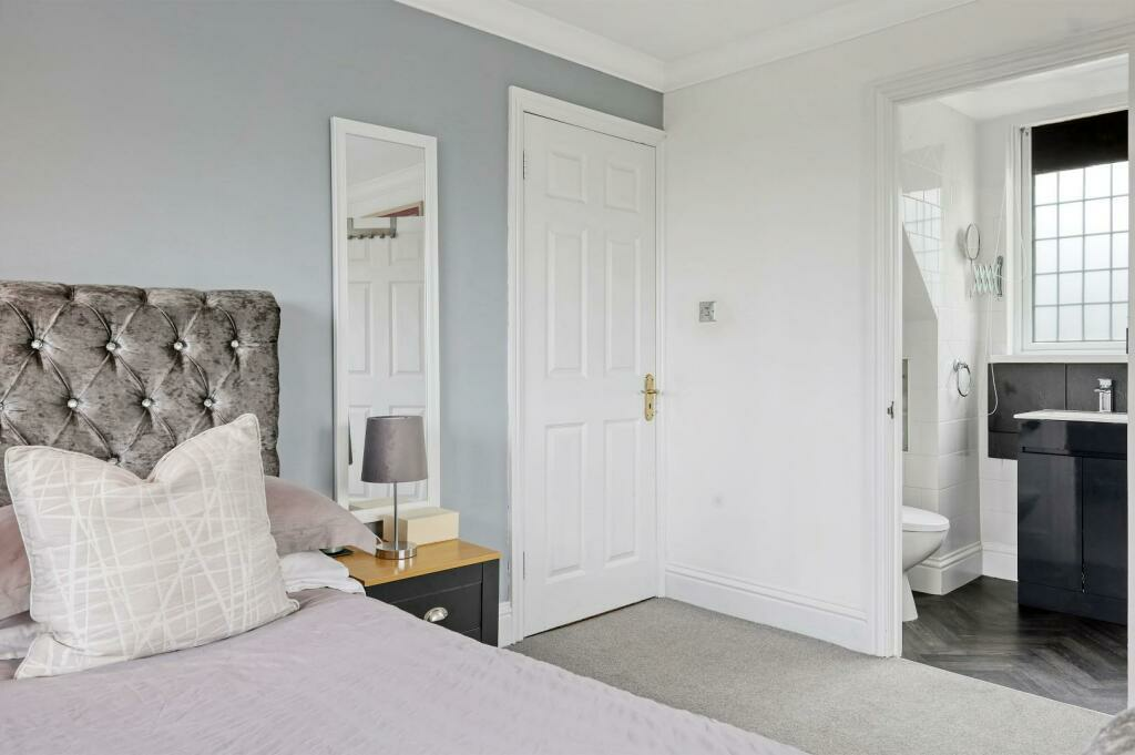 Additional property image - Loves Green, Highwood, Chelmsford