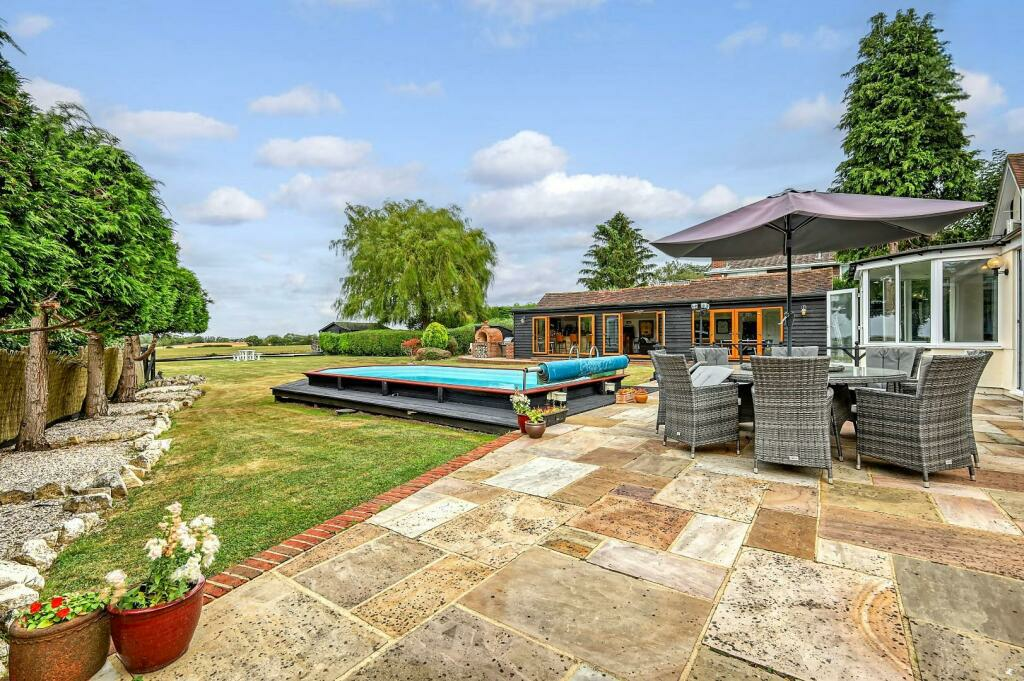 Additional property image - Loves Green, Highwood, Chelmsford