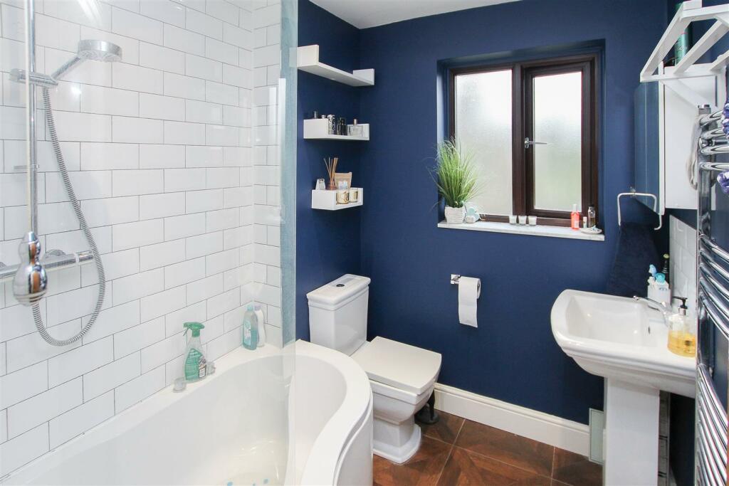 Additional property image - The Finchingfields, Kelvedon Hatch, Brentwood