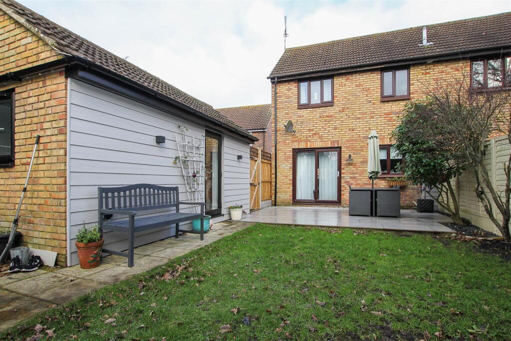 Additional property image - The Finchingfields, Kelvedon Hatch, Brentwood