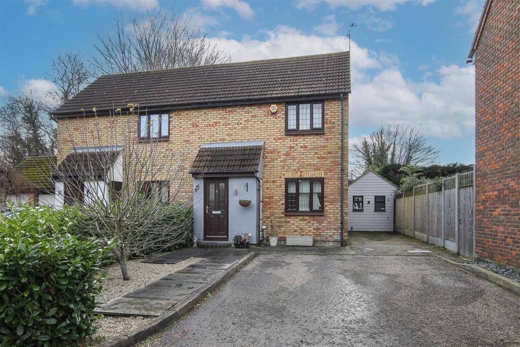 Additional property image - The Finchingfields, Kelvedon Hatch, Brentwood