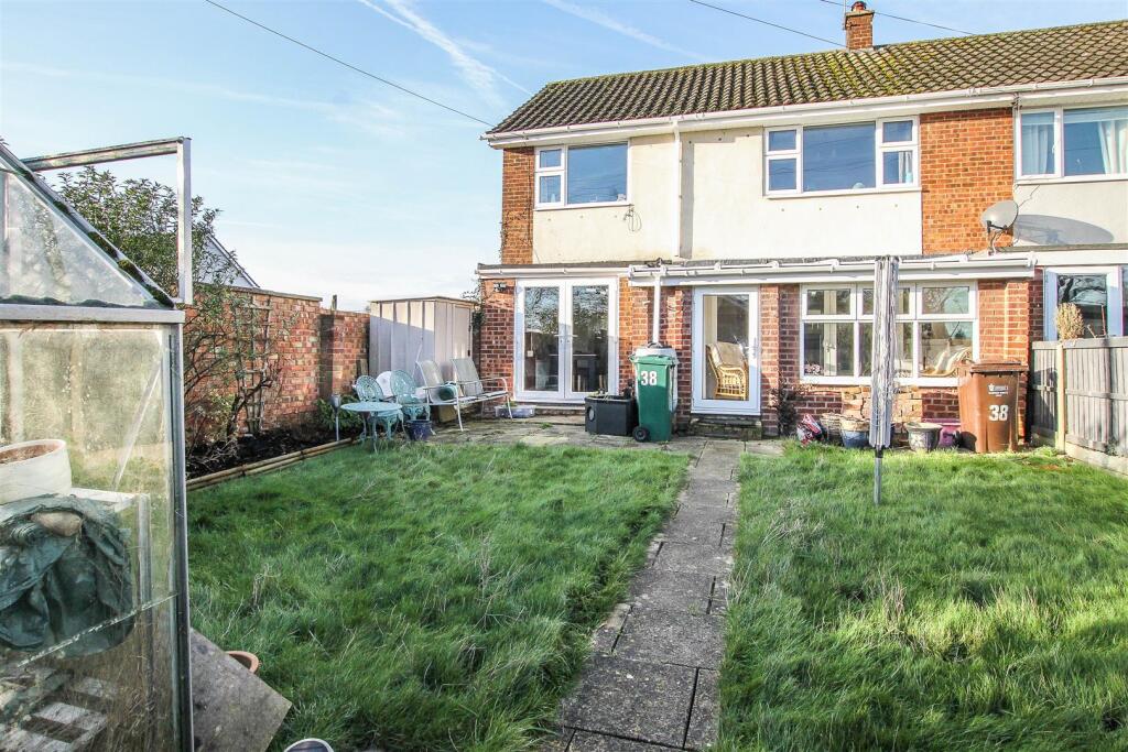Additional property image - Wyatts Green Lane, Wyatts Green, Brentwood