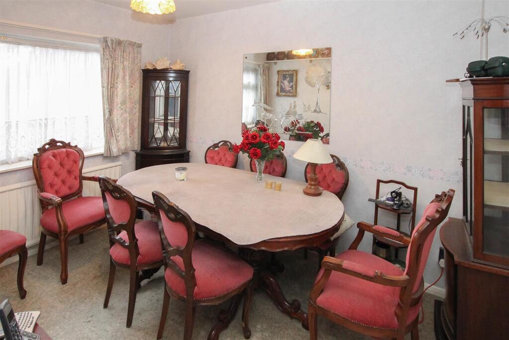 Additional property image - Walker Avenue, Fyfield, Ongar
