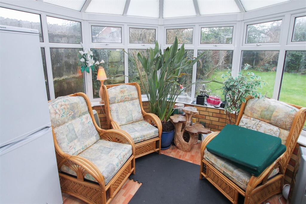 Additional property image - Walker Avenue, Fyfield, Ongar
