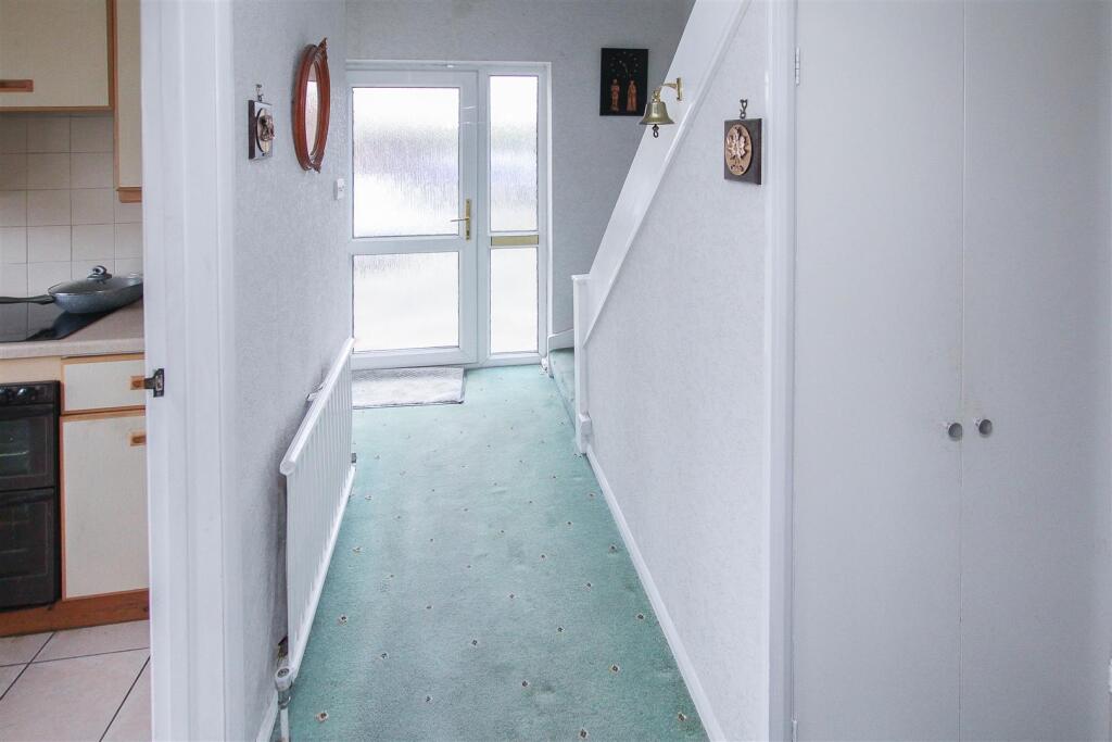 Additional property image - Walker Avenue, Fyfield, Ongar