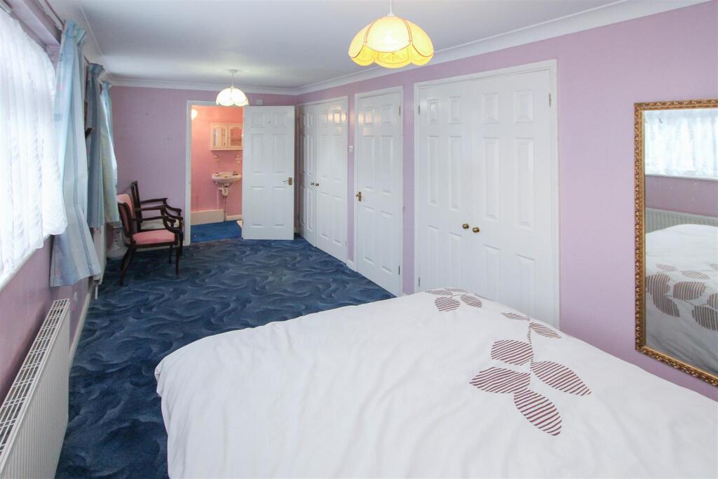 Additional property image - Walker Avenue, Fyfield, Ongar