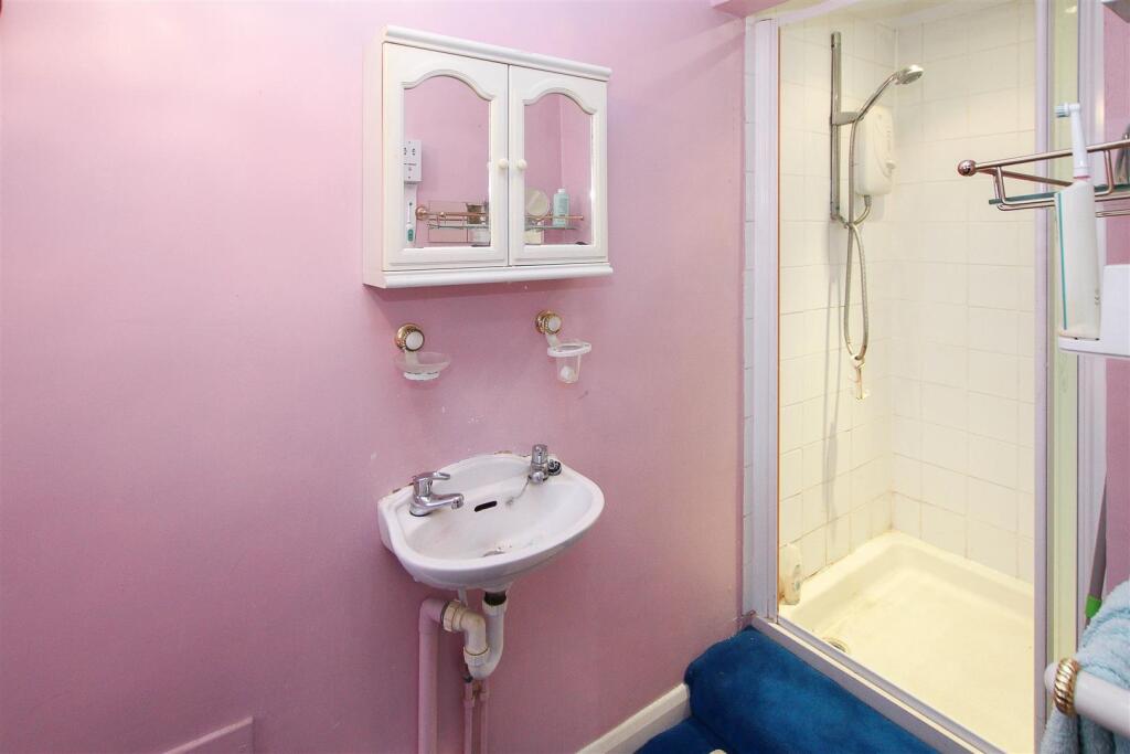 Additional property image - Walker Avenue, Fyfield, Ongar