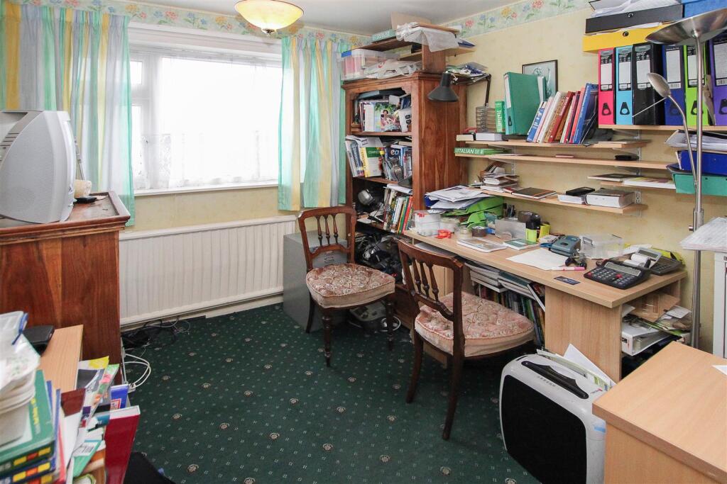 Additional property image - Walker Avenue, Fyfield, Ongar