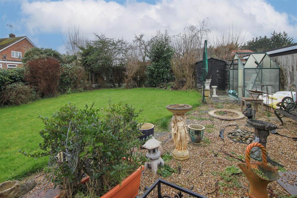 Additional property image - Walker Avenue, Fyfield, Ongar