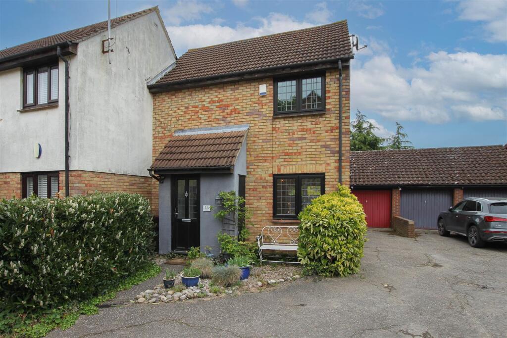 Main image of property: The Finchingfields, Kelvedon Green, Brentwood