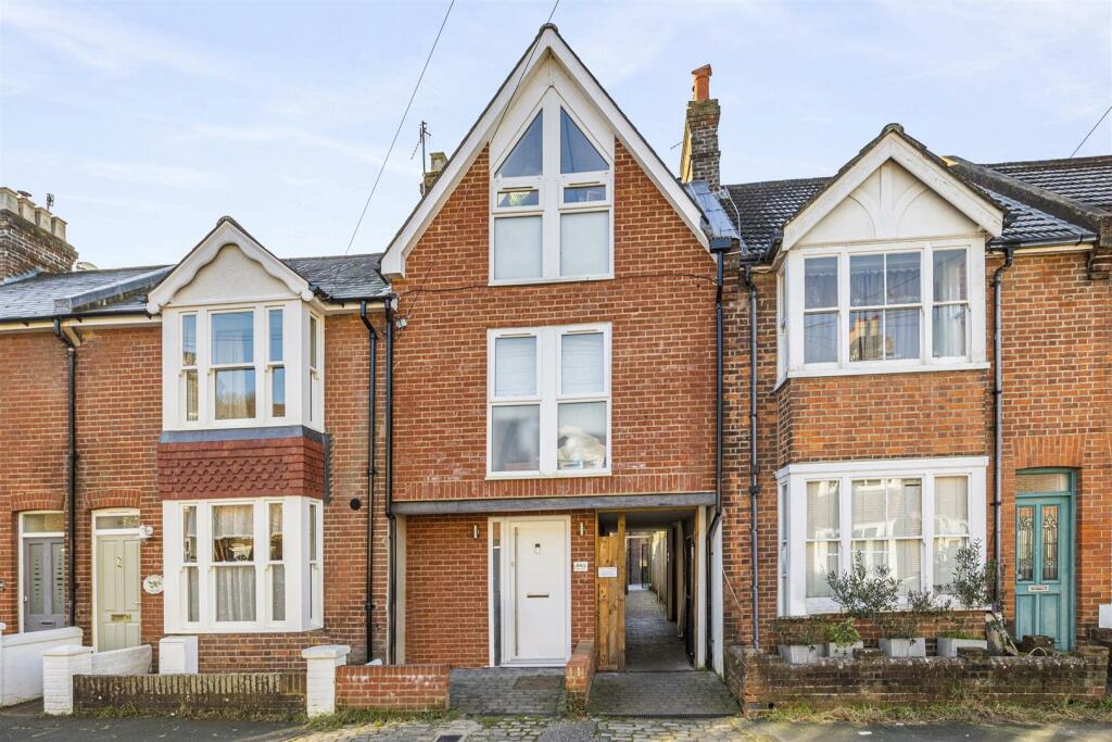 3 bedroom house for sale in Morris Road, Lewes, BN7