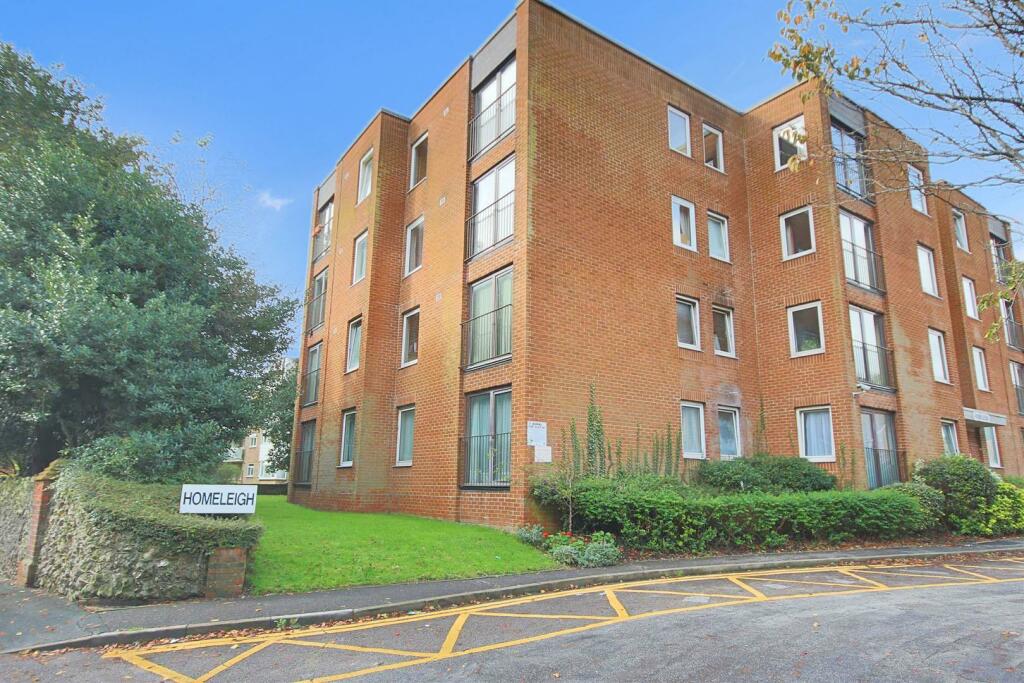 1 bedroom flat for sale in Homeleigh, London Road, Brighton, BN1