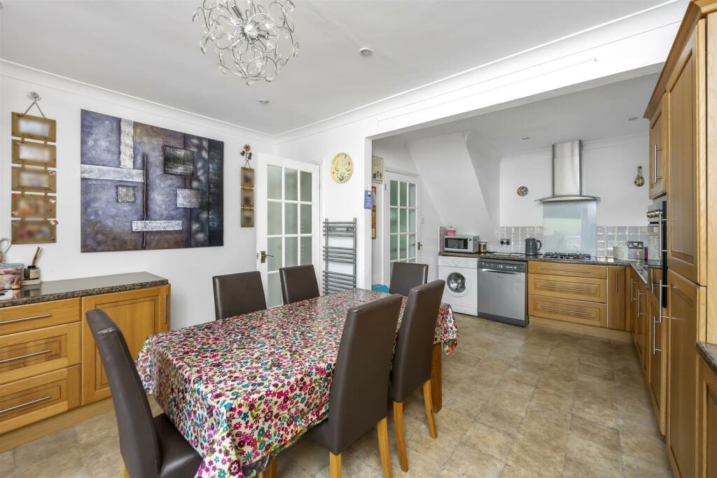 Additional property image - Braybon Avenue, Patcham, Brighton