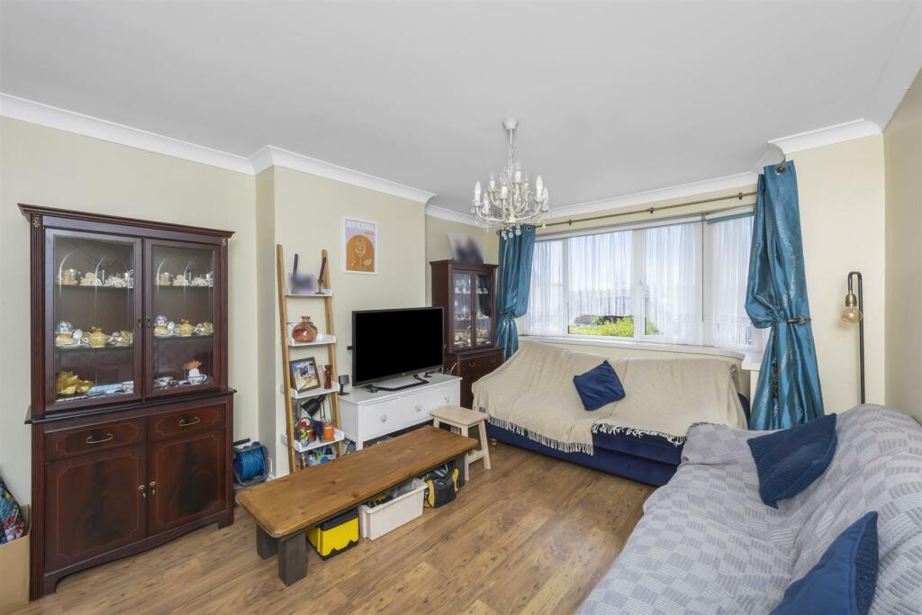 Additional property image - Braybon Avenue, Patcham, Brighton